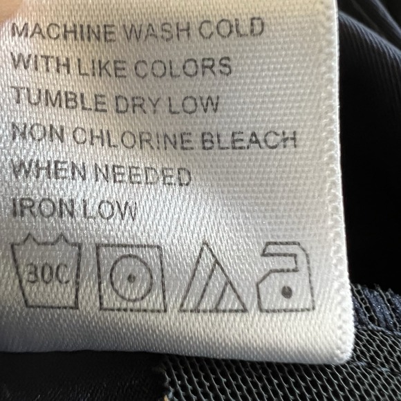 Tail 11" Golf Shorts Women's Size 10 Navy Blue Side Insert Active Sport‎ Outdoor - Picture 7 of 7